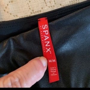 Spanx faux leather sz M
